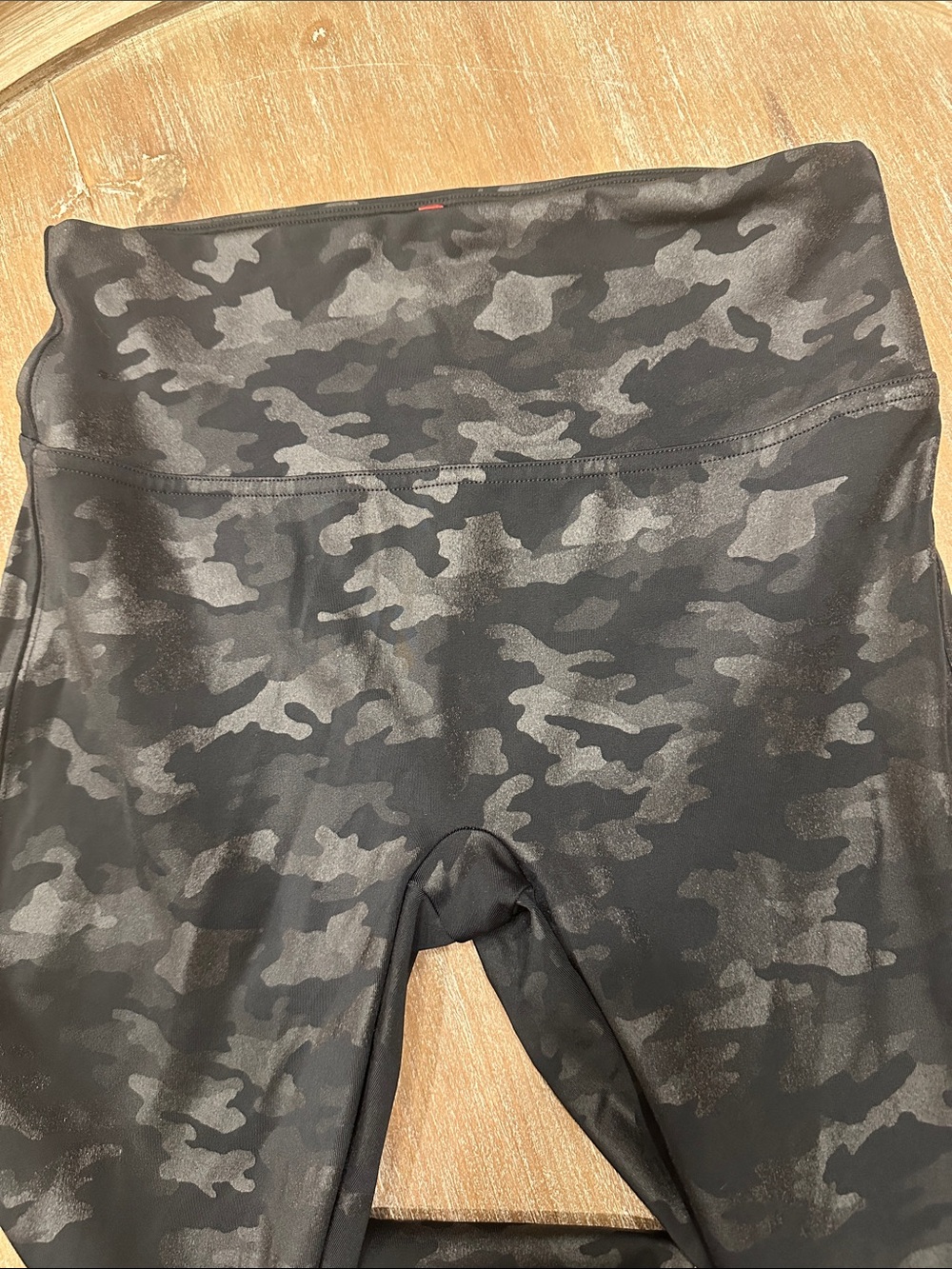 SPANX Kids Black & Gray Camo Leggings